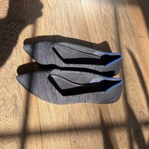 Stylish Black and Blue Flats